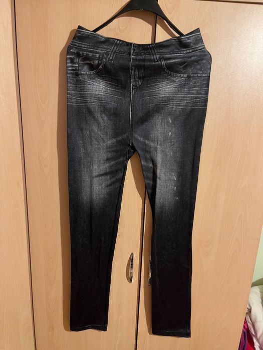 Клин с имитираш ефект дънки