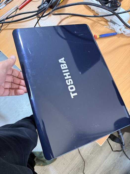 Продам ноутбук.