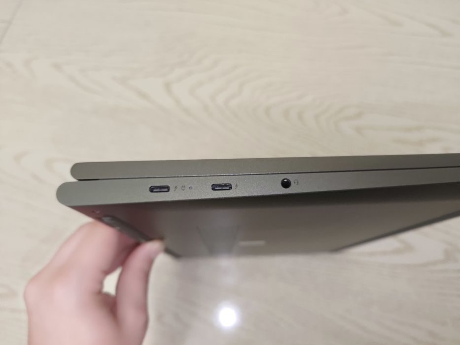 Lenovo Yoga 7 15ITL | i7-1185g7 | RAM 12 | NVME 512