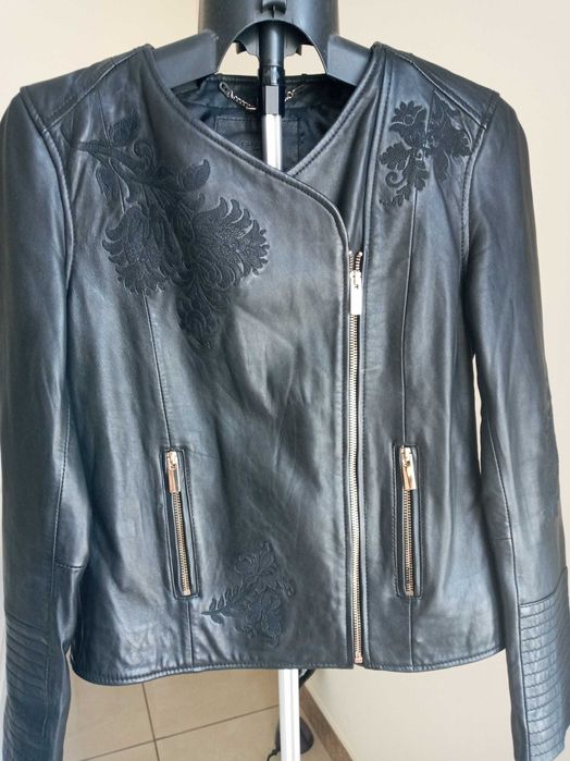 Черно кожено яке Cortefiel