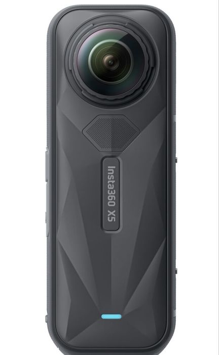Экшн-камера Insta360 X5 Essentials Bundle