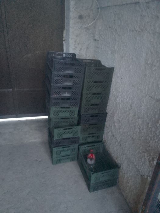 Plasmas  yashik sotiladi