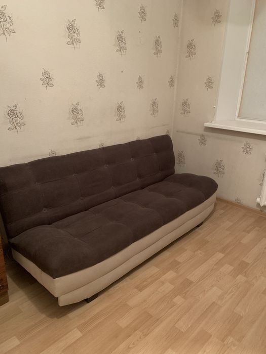Продам диван раскладной (софа)