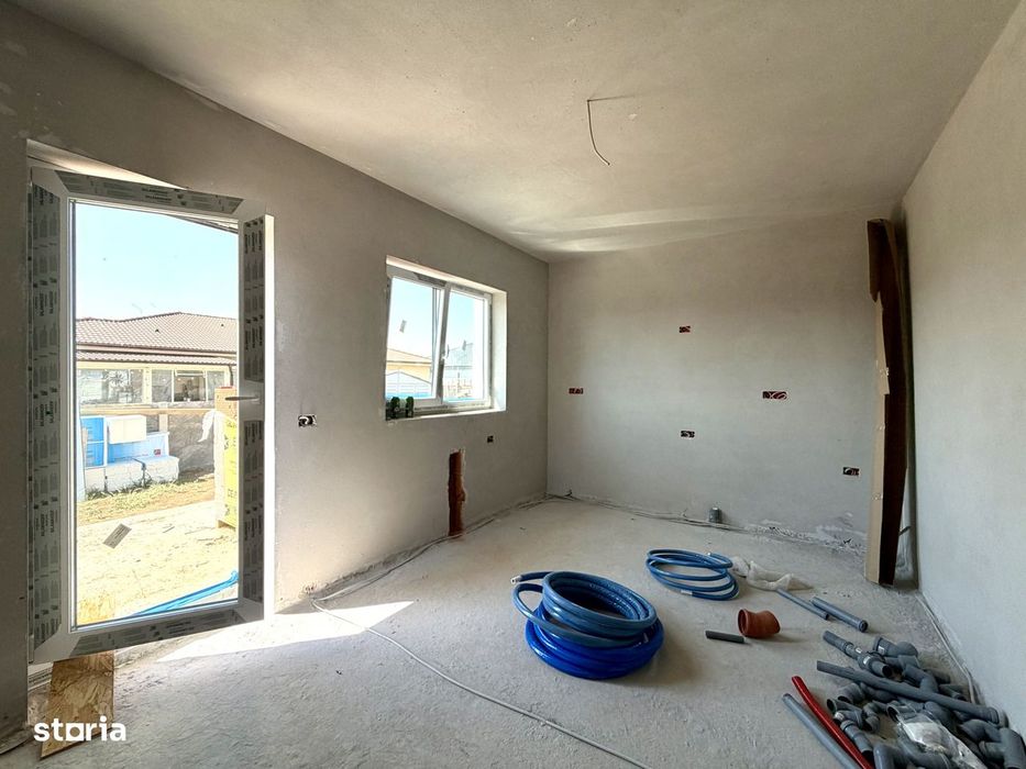 Casa individuala cu 4 camere, 94 mp utili, 372 mp teren - Sanandrei