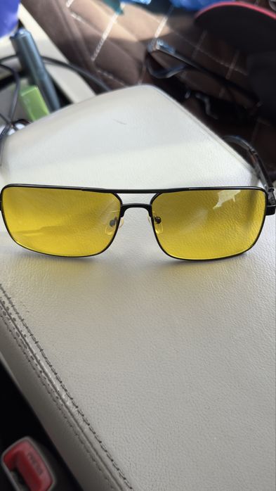 Солнцезащитные очки мужские