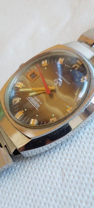 Vând ceas vintage elvețian 21 jewels