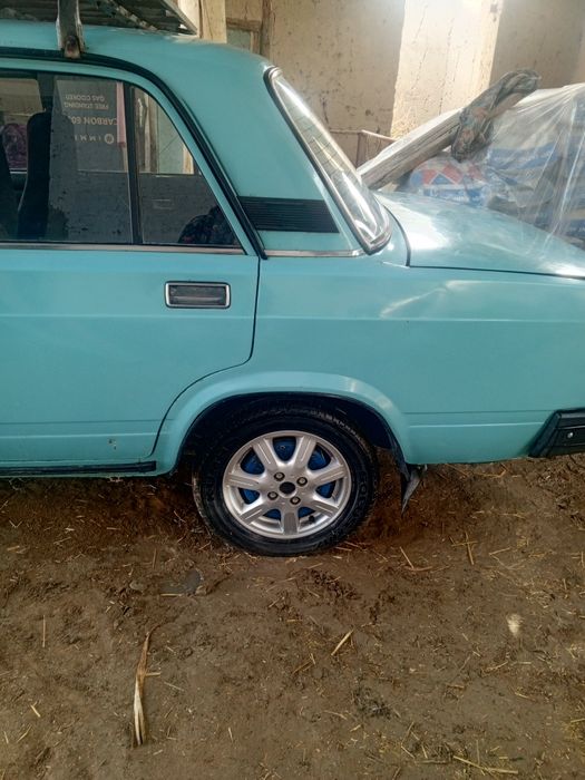 Jiguli 2107 Moviy rang