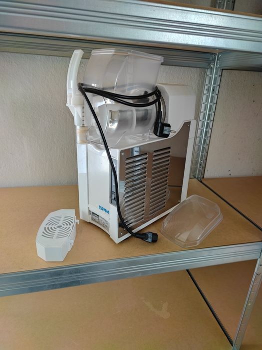 Granitor/aparat de slush