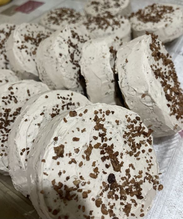 Срочно Пирожное "Элегия": Ореховый хруст в облаке нежности