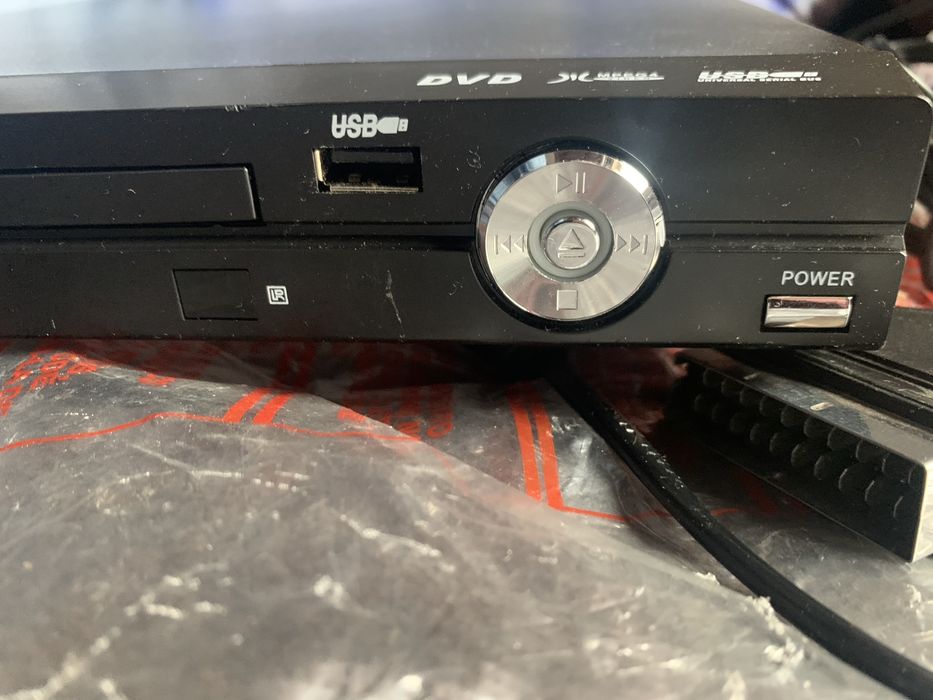 Dvd cu stik, telecomanda, nou