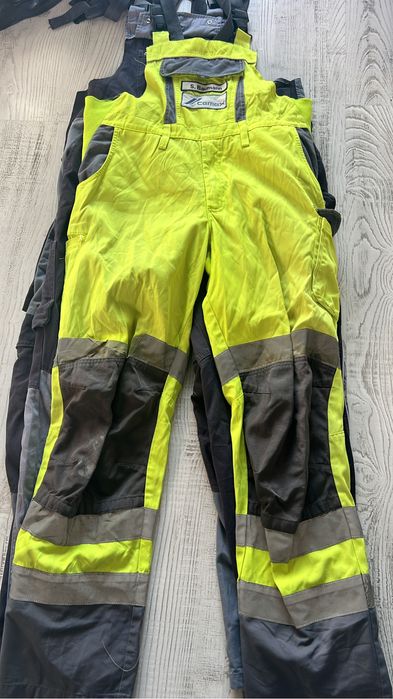 Salopete de munca second hand