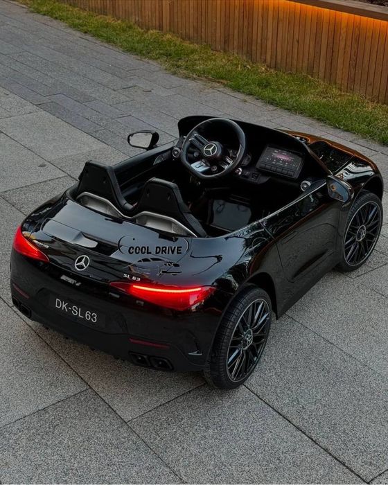 Стильная машина Mercedes Benz SL63 24вольт с монитором| доставка есть
