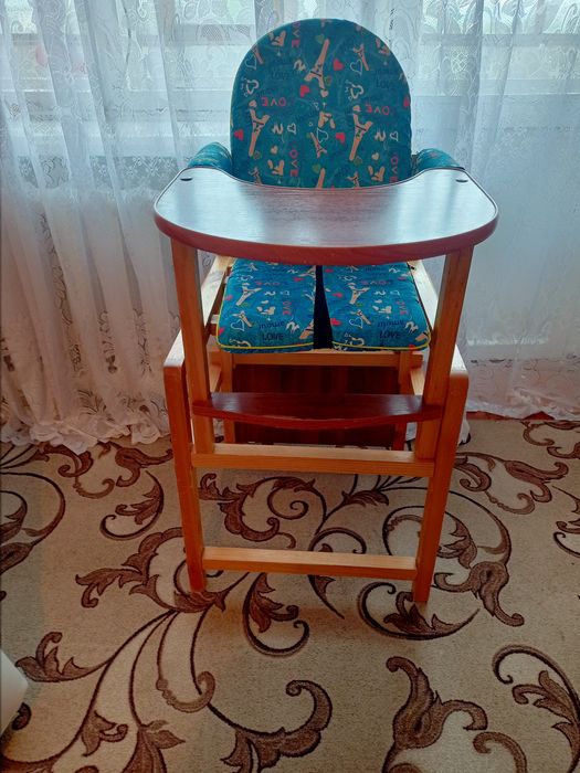 Обеденный стол раскладной