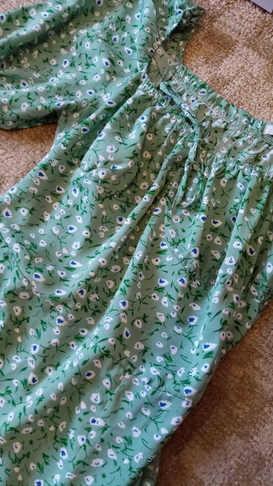 Платье в цветочек