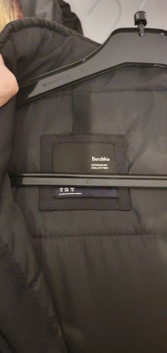 Geaca Bershka noua