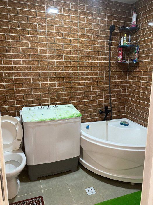 Срочно 2 хонали квартира сотилади!!!