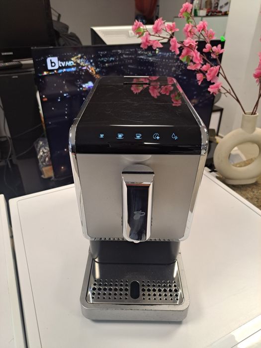 Кафе автомат Tchibo Esperto Caffe