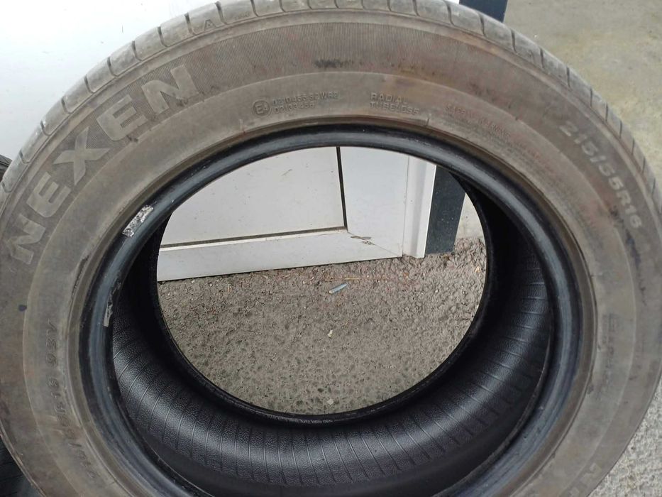 Продавам летни гуми  NEXEN Nfera Primus 215/55ZR16 97W DOT 0825