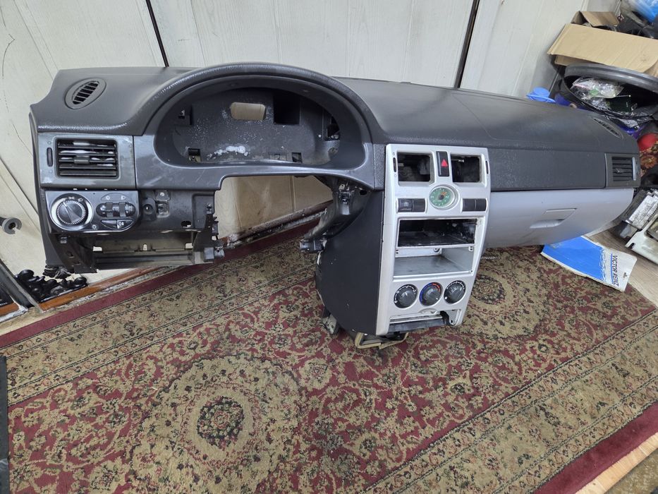 Панель для лада приора