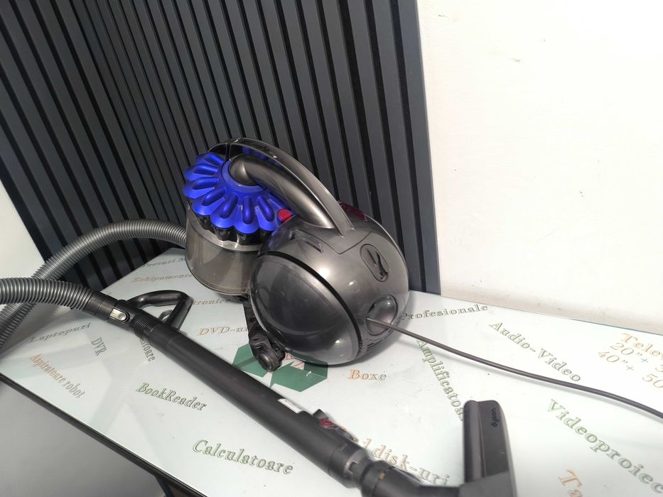 Aspirator Dyson DC 37 Allergy 1300W tehnologie ciclonică