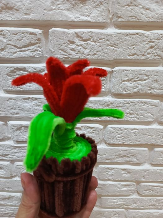 Цветы из синельной проволоки