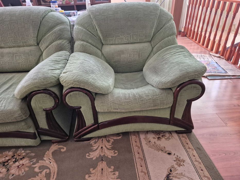 Комплект мягкой мебели