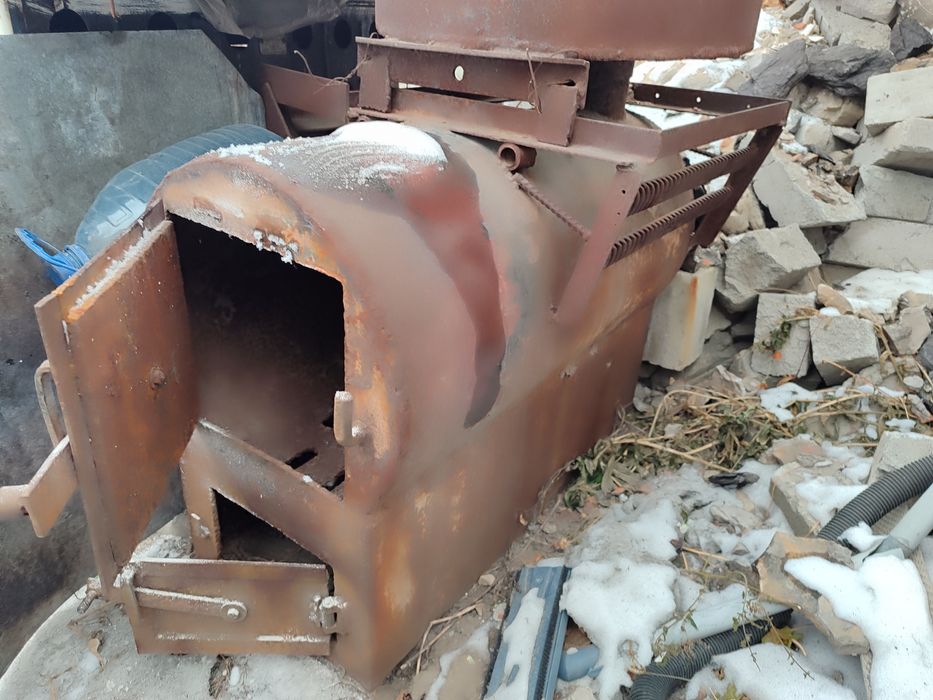 Печь для бани хорошем состояний