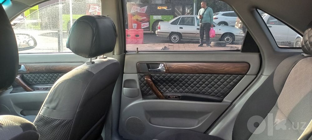 Автомобиль срочно сотилади