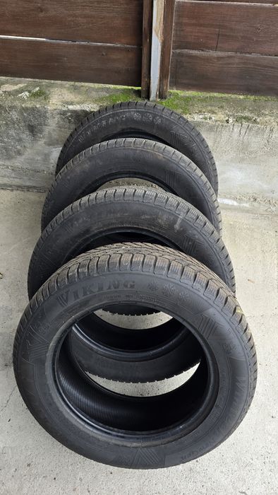 Anvelope iarna 215/65 R17 99 V DOT 4824