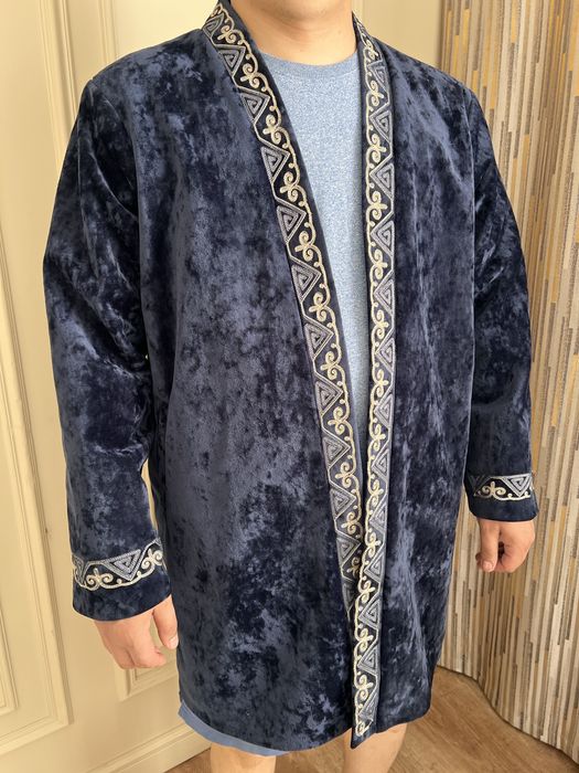 Продам новый чапан