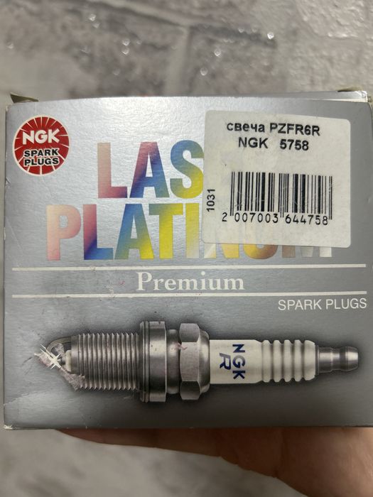 Продам свечи новые