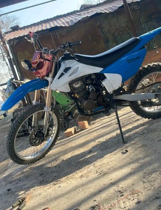 Продам эндуро 250