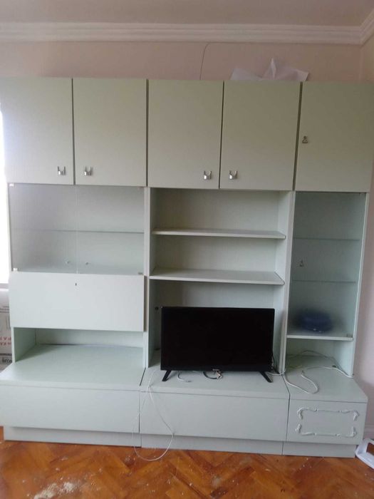 Две секции в чудесно състояние