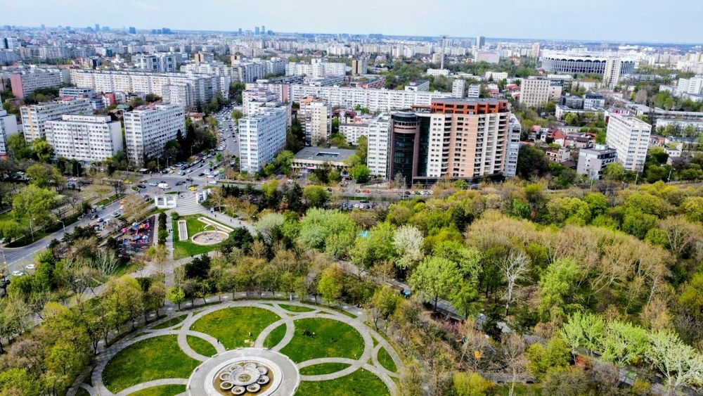 Proprietar închiriez garsonieră/studio -64 mp, Baba Novac 19A,bl.Belvedere. Dristor- Titan