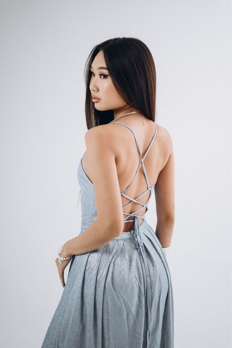 вечернее платье.