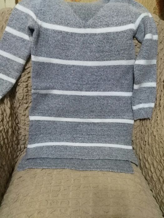 Свитер,кофта теплая