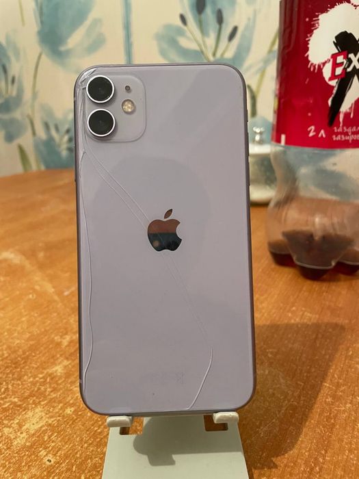 Смартфон Iphone 11