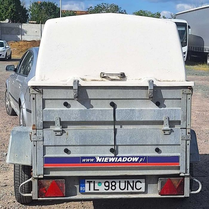 Remorca zincata auto 750 Kg- basculabila - 2sectoare & capac din fibra