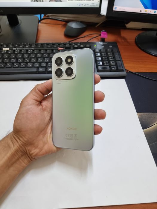 Honor X8b 8+8/256gb ideal ochilmagan usta kurmagan aybi yuq toza