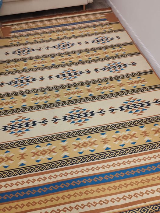 Продаются ковры в хорошем качестве