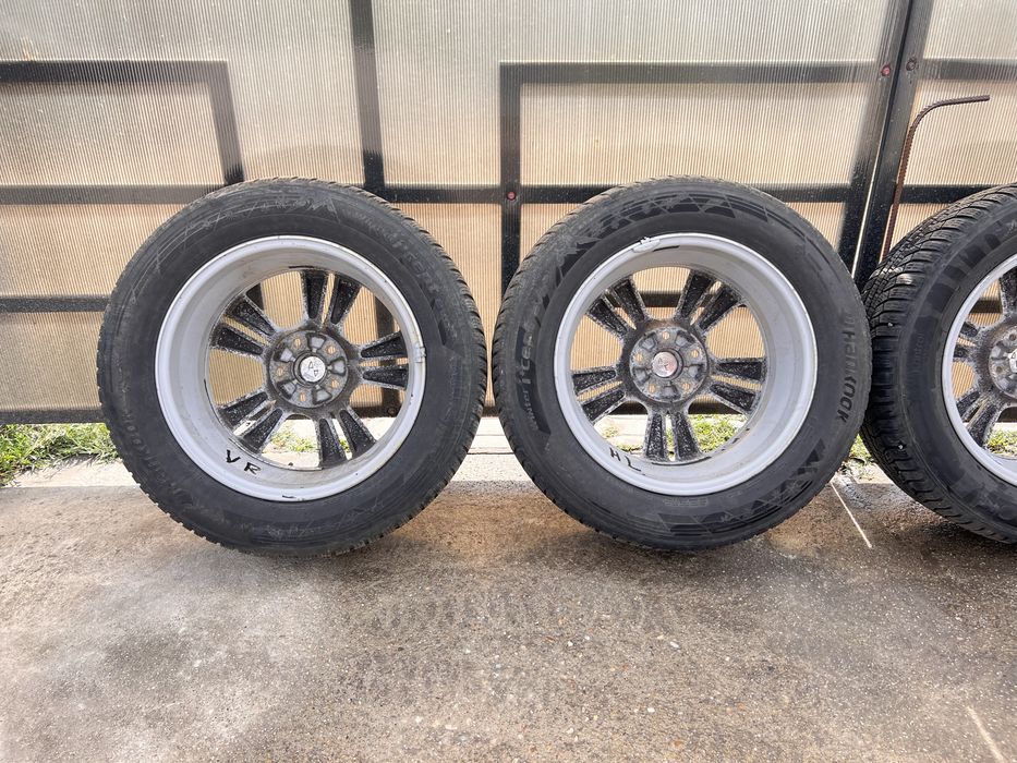 Jante aliaj 5x114,3 R17 Hyundai cu anvelope 225/60 M+S
