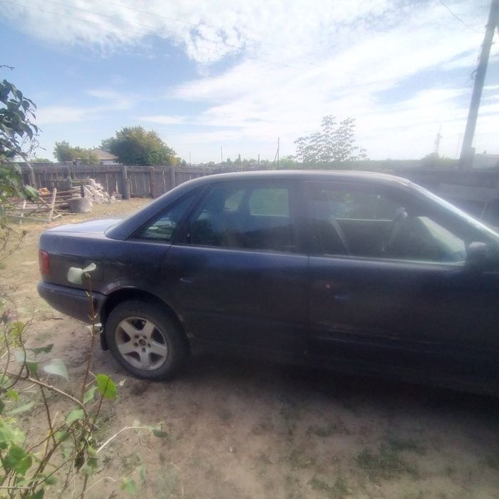Продам Ауди 100 с4