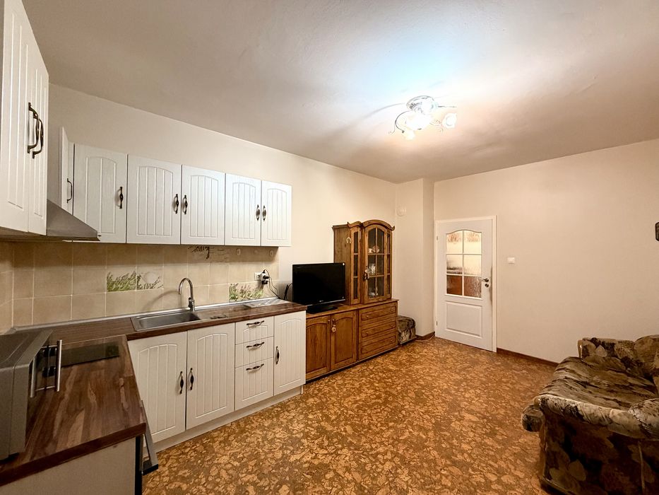 Продава се Тристаен апартамент в Пловдив, Сточна гара - 63 кв.м за 1012 €/кв.м - Снимка #2