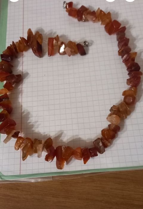 Натуральные янтарные бусы