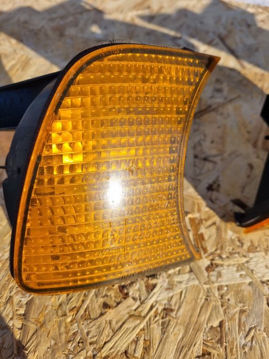 Поворотники на BMW.  Оригинал.