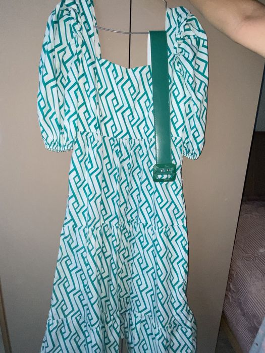 Продам женское платье