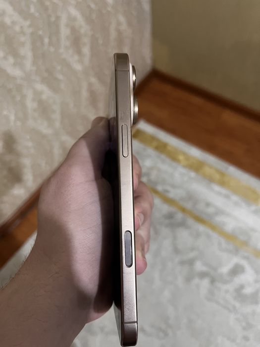 Продаю iPhone 16 Pro Max 256GB