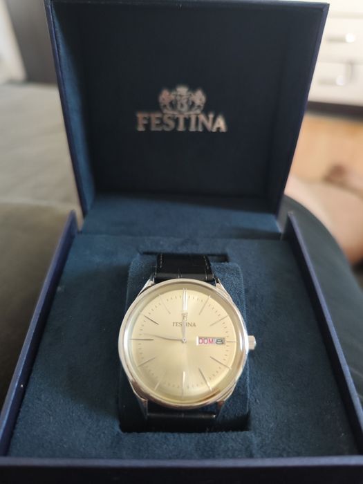 Festina ceas bărbătesc nou