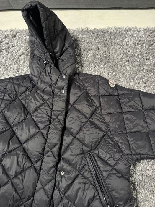 Зимно дамско яке Moncler