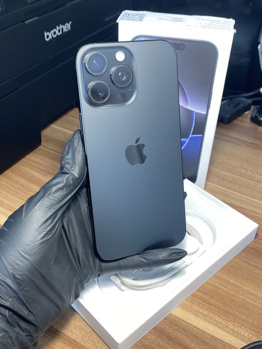 iPhone 16 Pro Max • 256 GB • Black Titanium / Cod produs: 6442